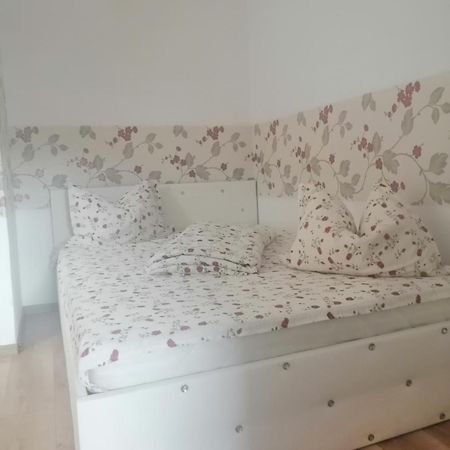 Helga House Hostel Torda Kültér fotó