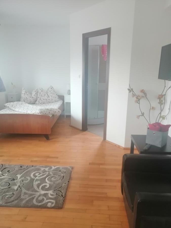 Helga House Hostel Torda Kültér fotó