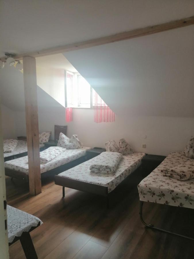 Helga House Hostel Torda Kültér fotó