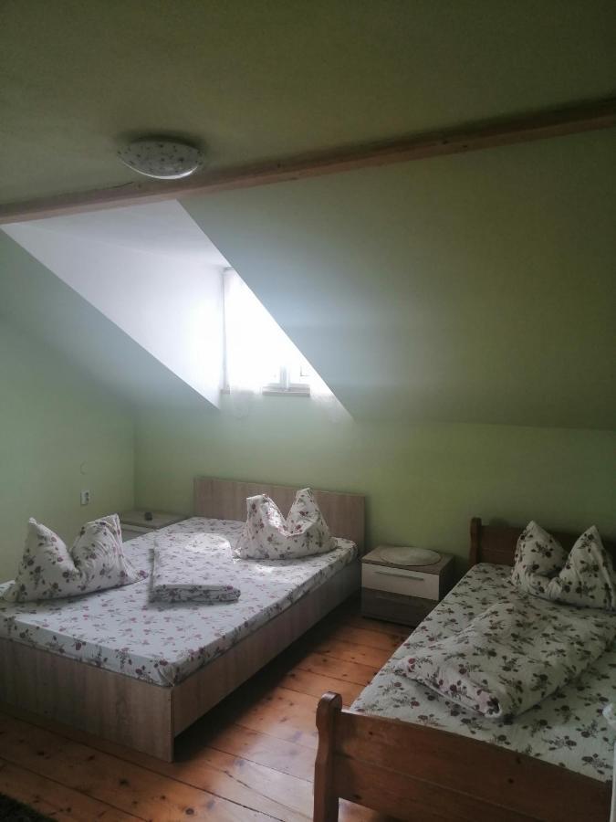 Helga House Hostel Torda Kültér fotó