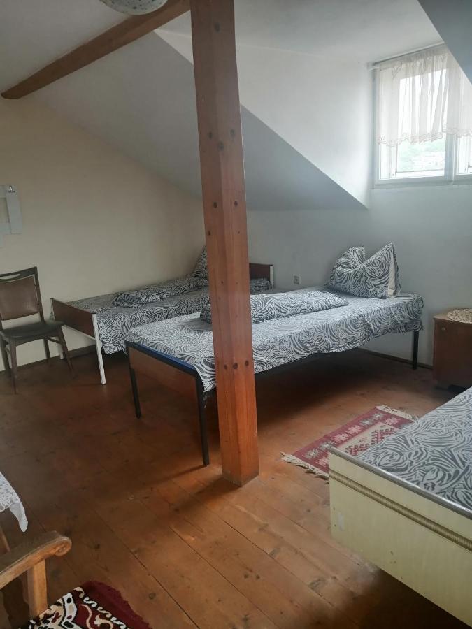 Helga House Hostel Torda Kültér fotó